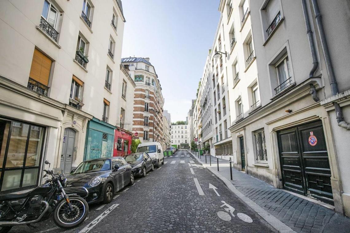 Appartamento Un Coin De Paradis Avec Jardin à Montmartre Parigi